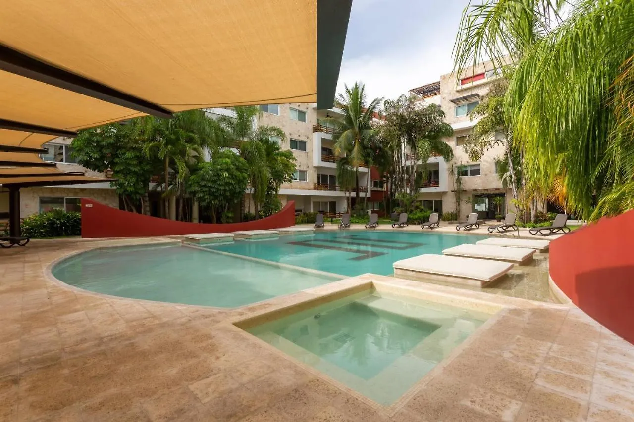 Affordable 1 Bedroom Condo For Families - Near 5Th Playa del Carmen Mexiko