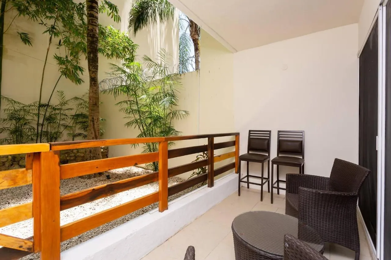 Apartment Affordable 1 Bedroom Condo For Families - Near 5Th Playa del Carmen Mexiko